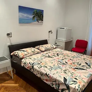 Gostinjska kuća Aida, Pula