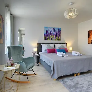 Apartamento D&a Amphitheatre With Free Parking, Pula