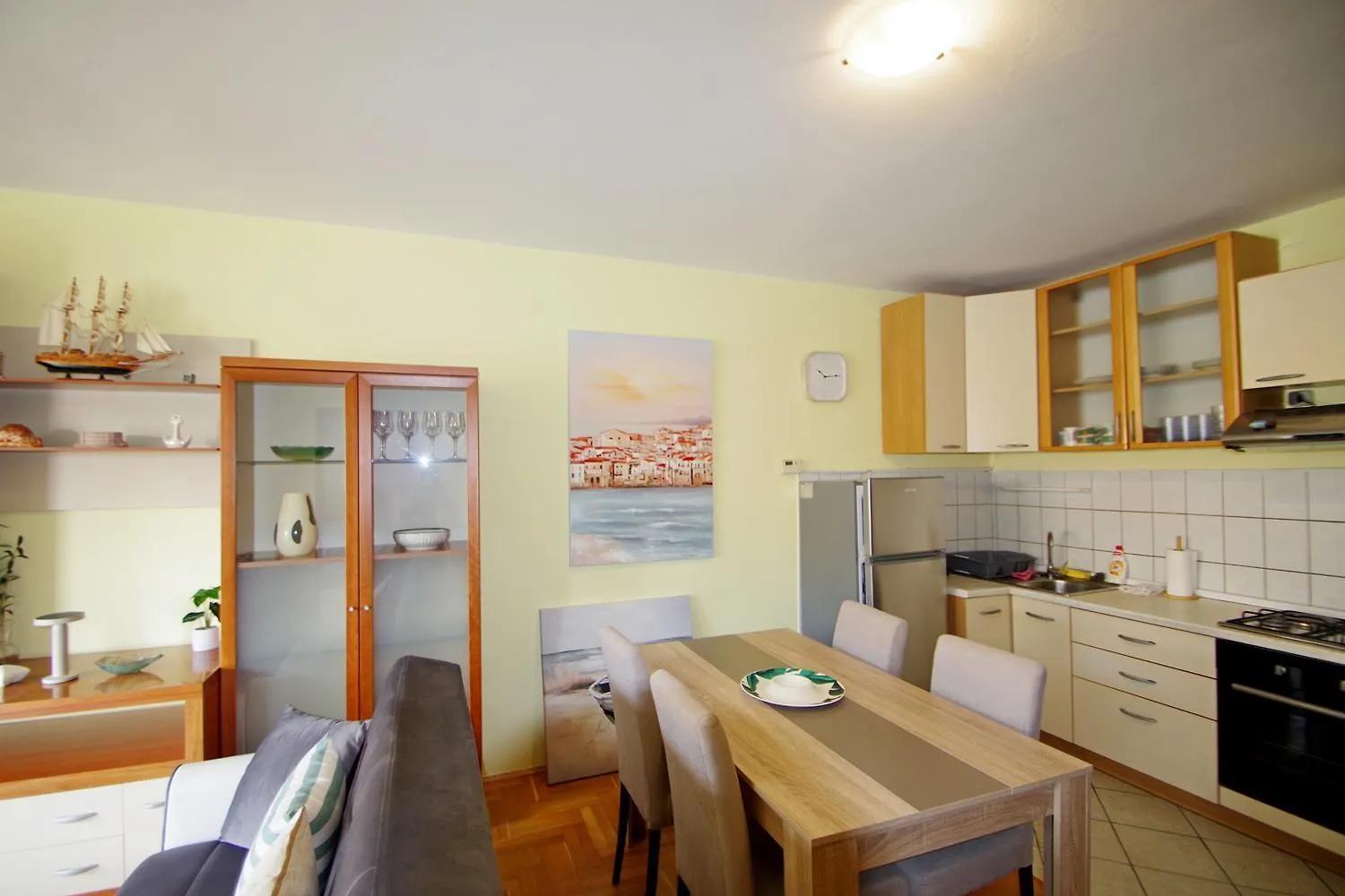 Holiday apartment Julije Πούλα